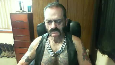 leathergreaser online show from 26, 2, 2025