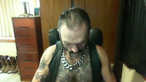 leathergreaser online show from 2, 3, 2025