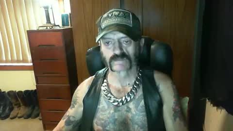 leathergreaser online show from 11, 3, 2025