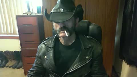 leathergreaser online show from 12, 9, 2025
