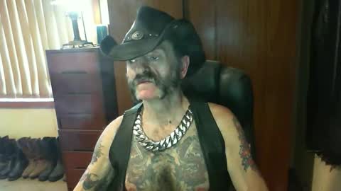 leathergreaser online show from 25, 9, 2025