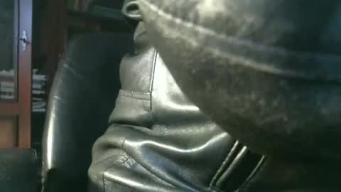 Leathermotocross online show from 21, 9, 2025