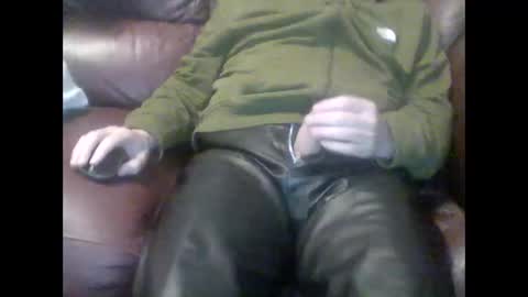 leatherpants68 online show from 1, 10, 2025
