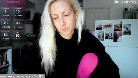 Snapshot of leavixx chatting on 10, 12, 2024 LeaVixx online show from 10, 12, 2024