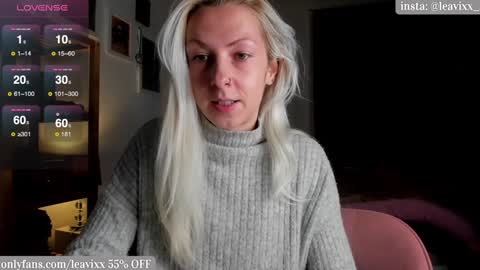 Snapshot of leavixx chatting on 22, 12, 2024 LeaVixx online show from 22, 12, 2024