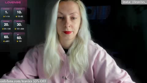 Snapshot of leavixx chatting on 1, 1, 2025 LeaVixx online show from 1, 1, 2025