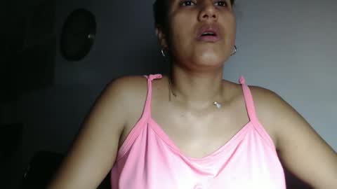 Snapshot of leche2023 chatting on 25, 2, 2025 My love online show from 25, 2, 2025