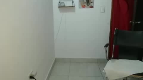 Snapshot of leche2023 chatting on 17, 10, 2025 My love online show from 17, 10, 2025