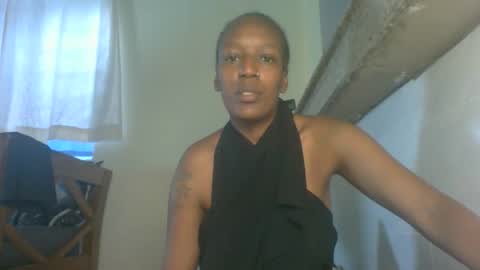 Snapshot of lee_cammie chatting on 18, 10, 2025 Lee cammie online show from 18, 10, 2025