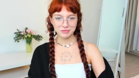 Snapshot of leelooyolo chatting on 9, 11, 2025 leelooyolo online show from 9, 11, 2025