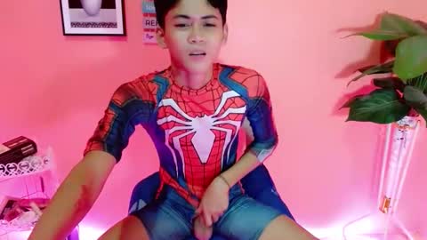 Snapshot of leemoreno18 chatting on 7, 10, 2025 leemoreno18 online show from 7, 10, 2025