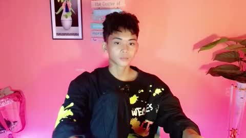 leemoreno18 online show from 19, 10, 2025