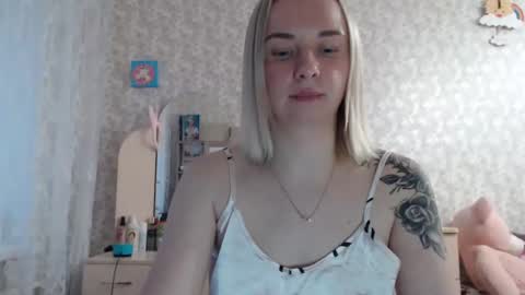 Snapshot of leggywily25 chatting on 10, 3, 2025 leggywily25 online show from 10, 3, 2025
