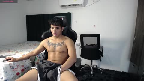  Lei  online show from 5, 1, 2025