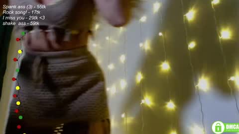 hey Im Leia and I love rock  online show from 17, 1, 2025