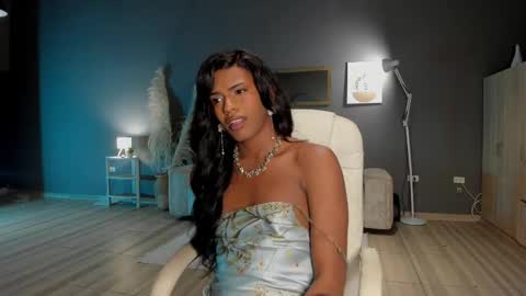 Snapshot of leila4ever chatting on 2, 10, 2025 Leila     online show from 2, 10, 2025