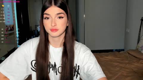 Leila online show from 6, 12, 2024