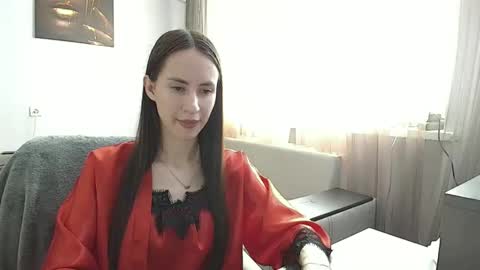 Leila online show from 27, 9, 2025