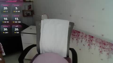 leilaebony_ online show from 19, 9, 2025