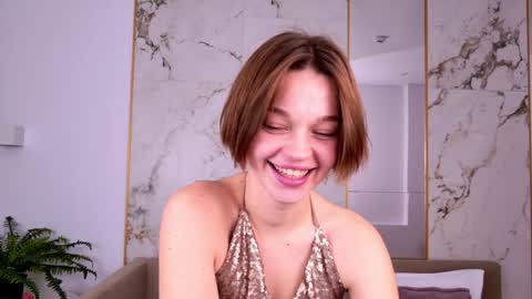 LeilaLawson online show from 30, 12, 2024