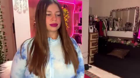 Leila online show from 2, 12, 2025