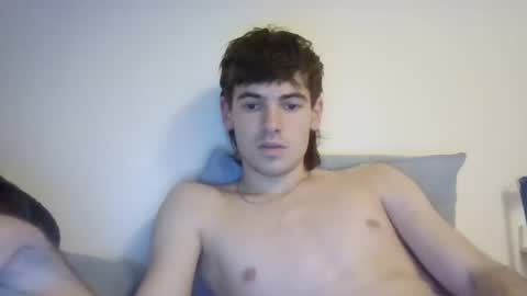 Snapshot of lelele44 chatting on 15, 11, 2025 lelele44 online show from 15, 11, 2025