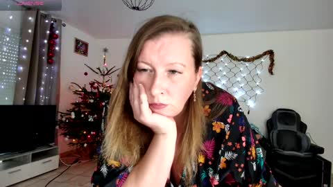 YOUR ELENA online show from 19, 12, 2024