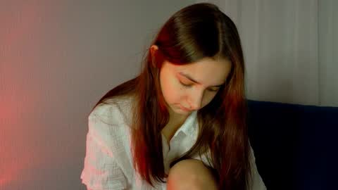 Snapshot of lelia_vibe chatting on 19, 10, 2025 Lelia online show from 19, 10, 2025