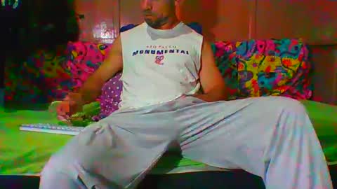 Snapshot of lemao77 chatting on 1, 11, 2025 SEX MASTER online show from 1, 11, 2025