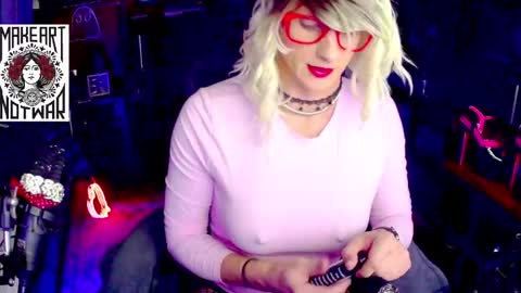 Lemon Stealing Whore online show from 21, 3, 2026