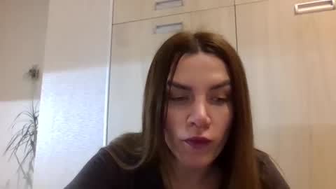 Snapshot of lena6122000 chatting on 17, 3, 2026 lena6122000 online show from 17, 3, 2026