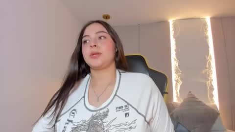 lena_jhons online show from 2, 12, 2025