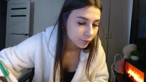 Snapshot of lenagordon chatting on 21, 11, 2025 lenagordon online show from 21, 11, 2025