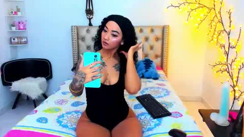 Snapshot of lenastylesoa chatting on 9, 11, 2025 Lena online show from 9, 11, 2025