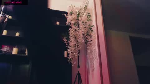 Lenna Kang online show from 18, 12, 2025