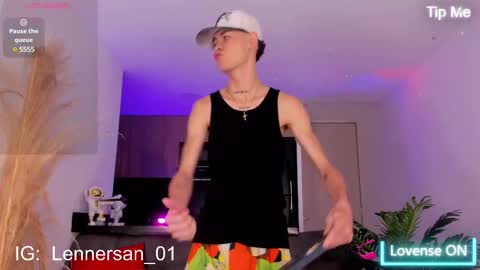 Lenner INDEPENDENT MODEL online show from 5, 2, 2025