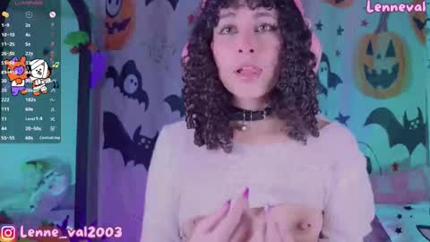 Snapshot of lenneval chatting on 24, 10, 2025 Val online show from 24, 10, 2025