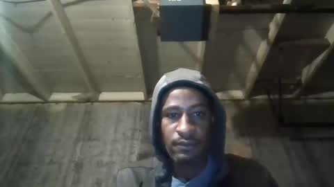 Snapshot of leo199984 chatting on 6, 11, 2025 leo199984 online show from 6, 11, 2025