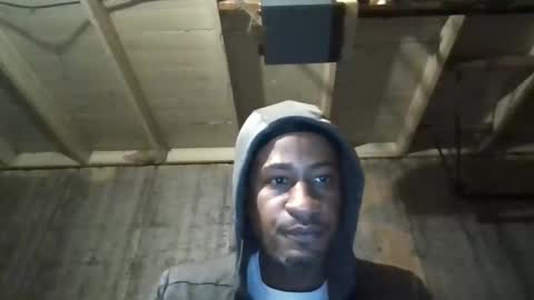 Snapshot of leo199984 chatting on 11, 11, 2025 leo199984 online show from 11, 11, 2025