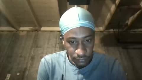 Snapshot of leo199984 chatting on 19, 11, 2025 leo199984 online show from 19, 11, 2025