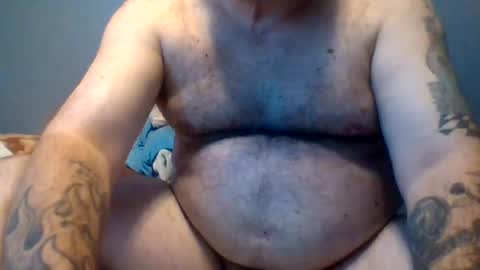 Snapshot of leo71313 chatting on 24, 10, 2025 leo71313 online show from 24, 10, 2025