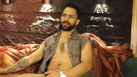 Leo  Diaz online show from 13, 10, 2025