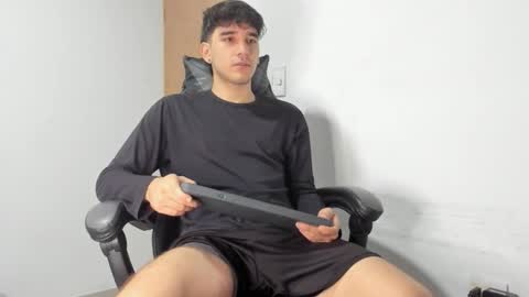 Leo Jones online show from 24, 10, 2025