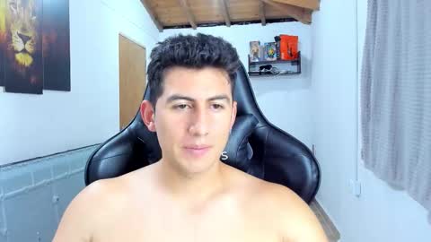 Snapshot of leo_neumann chatting on 19, 10, 2025 Leo online show from 19, 10, 2025