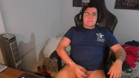 Snapshot of leo_star69 chatting on 30, 11, 2025 leo_star69 online show from 30, 11, 2025