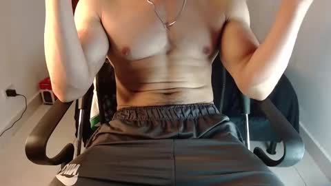 Snapshot of leobardostik chatting on 26, 2, 2026 leo online show from 26, 2, 2026