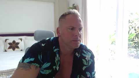 TheBigLeo online show from 27, 10, 2025