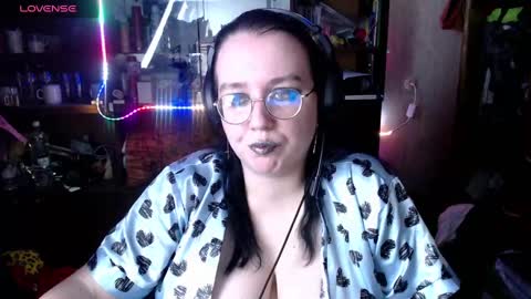 Leona Harrison online show from 9, 12, 2024