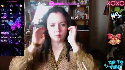 Leona Harrison online show from 12, 12, 2024