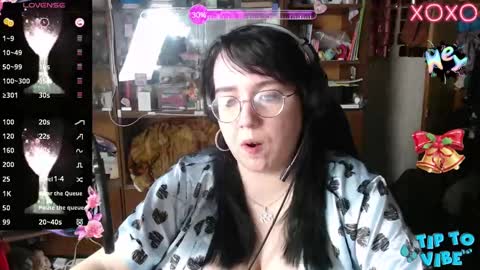 Leona Harrison online show from 28, 1, 2025